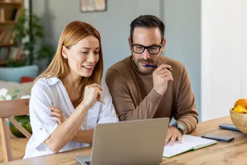 Couple discussing finances - Wards